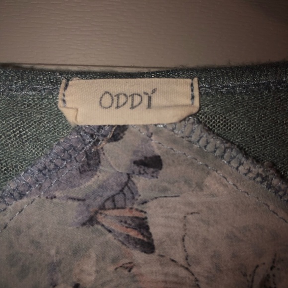 Blue top - Picture 2 of 4